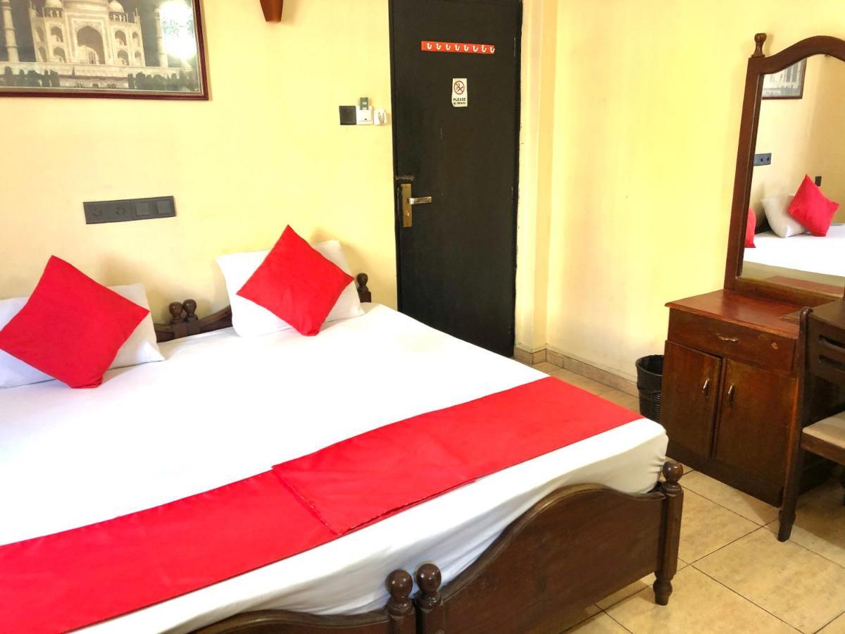Eestee Rest Colombo Exterior photo