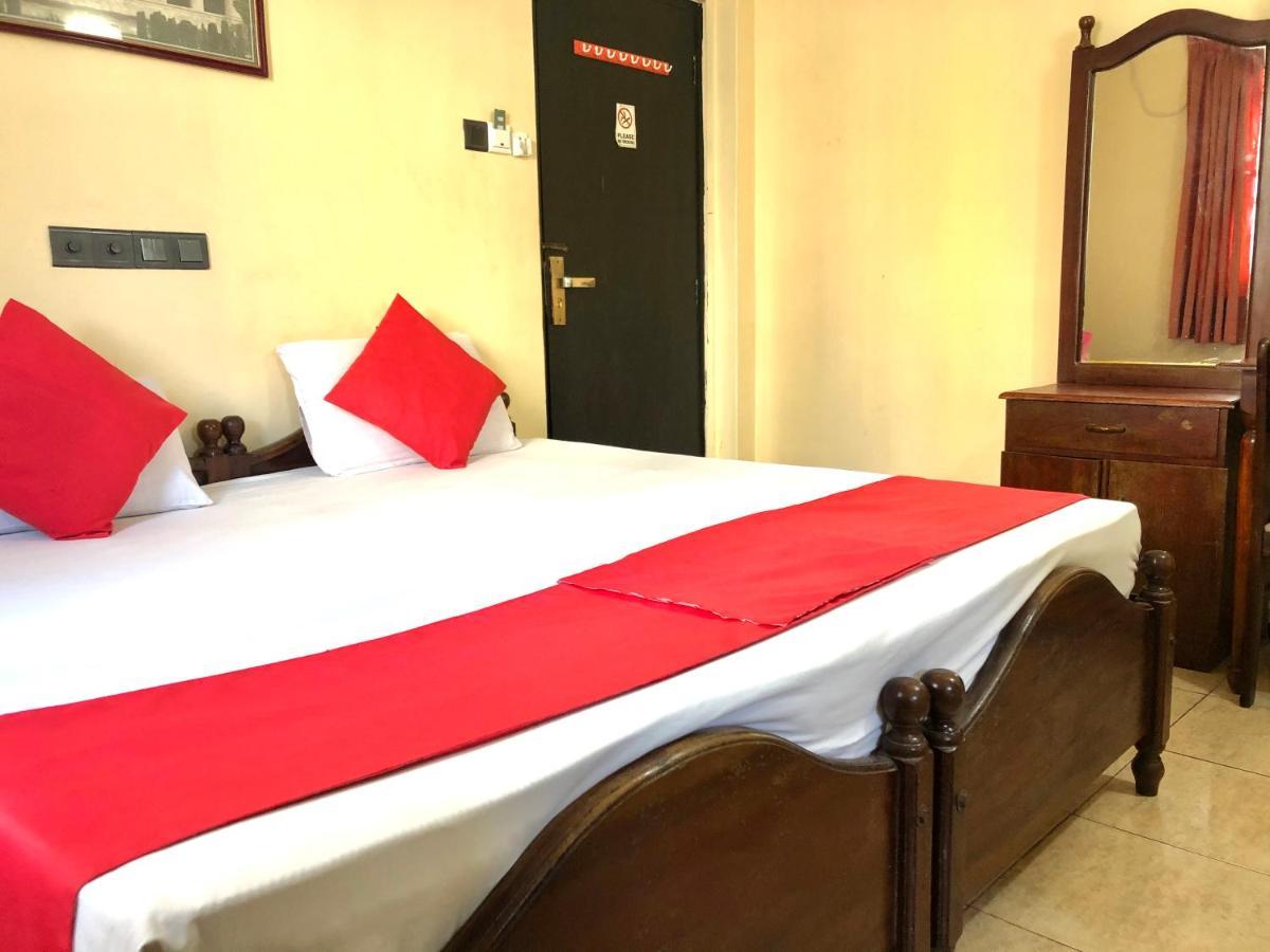 Eestee Rest Colombo Exterior photo